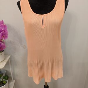 Jones NY Chic Apricot Color Blouse with Elegant Pleats Size L New